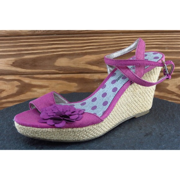 Montego Bay Sz 8 M Purple Ankle Strap‎ Fabric Women Sandals - Picture 1 of 7